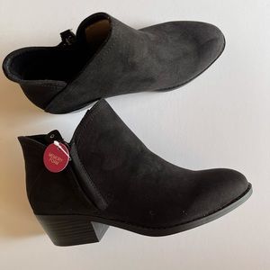 Short Black Booties Brand New Size 6.5